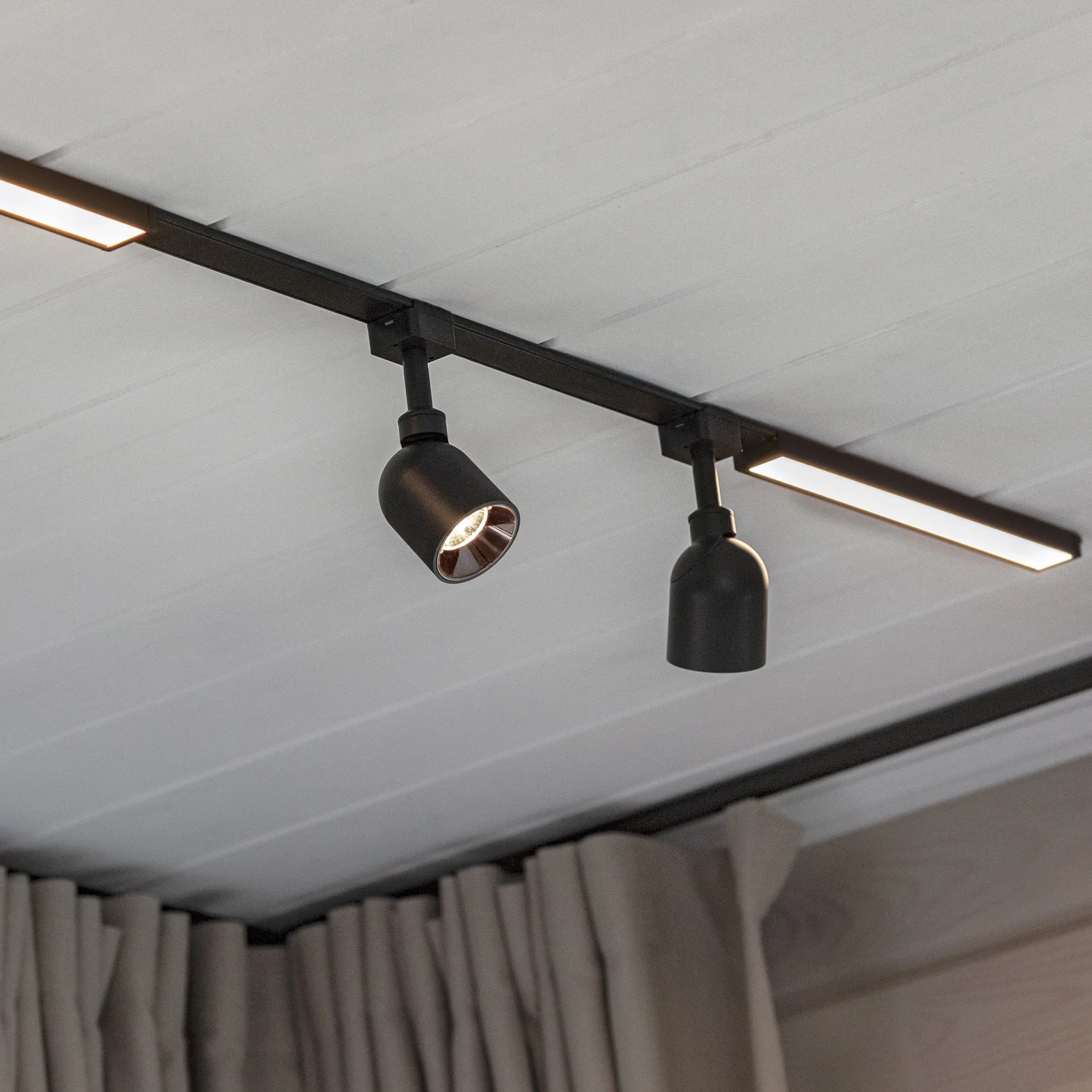 Трековые системы Favourite 1002-TB-100 Unica