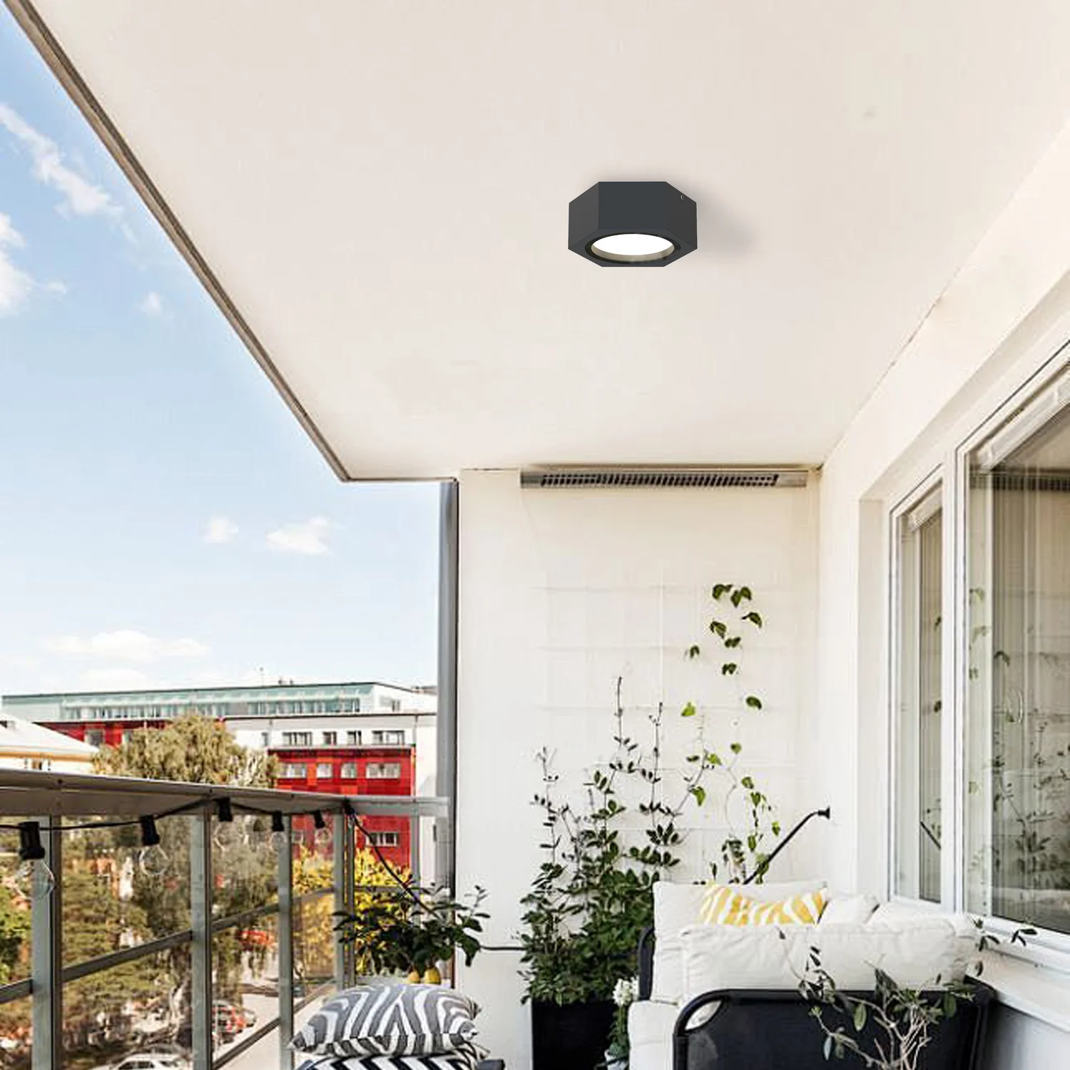 Накладные потолочные светильники Favourite 4667-1U Fantum