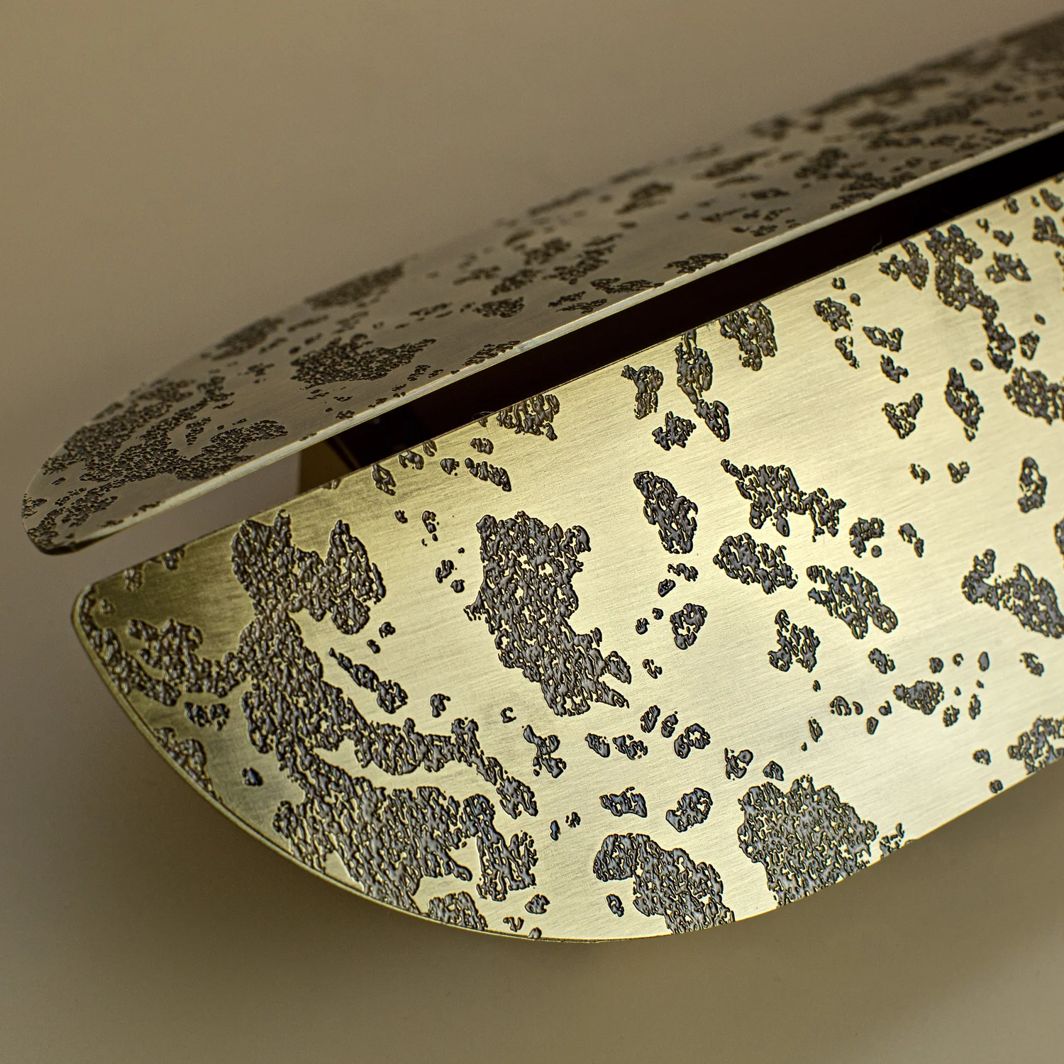 Бра Favourite 4728-1W Honor