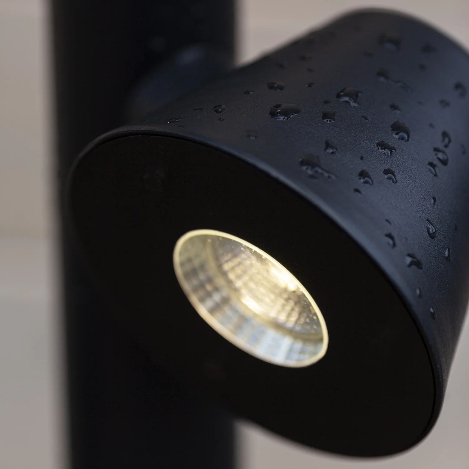 Уличные столбы Favourite 4744-1F Bio