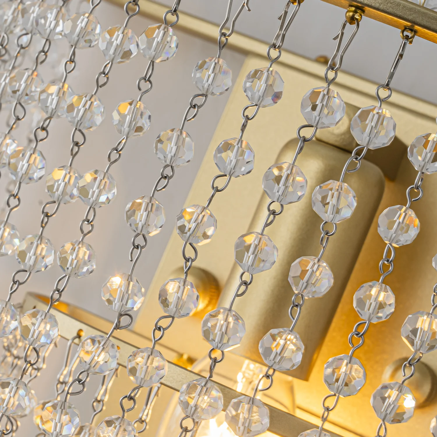 Бра Favourite 4762-1W Fringe