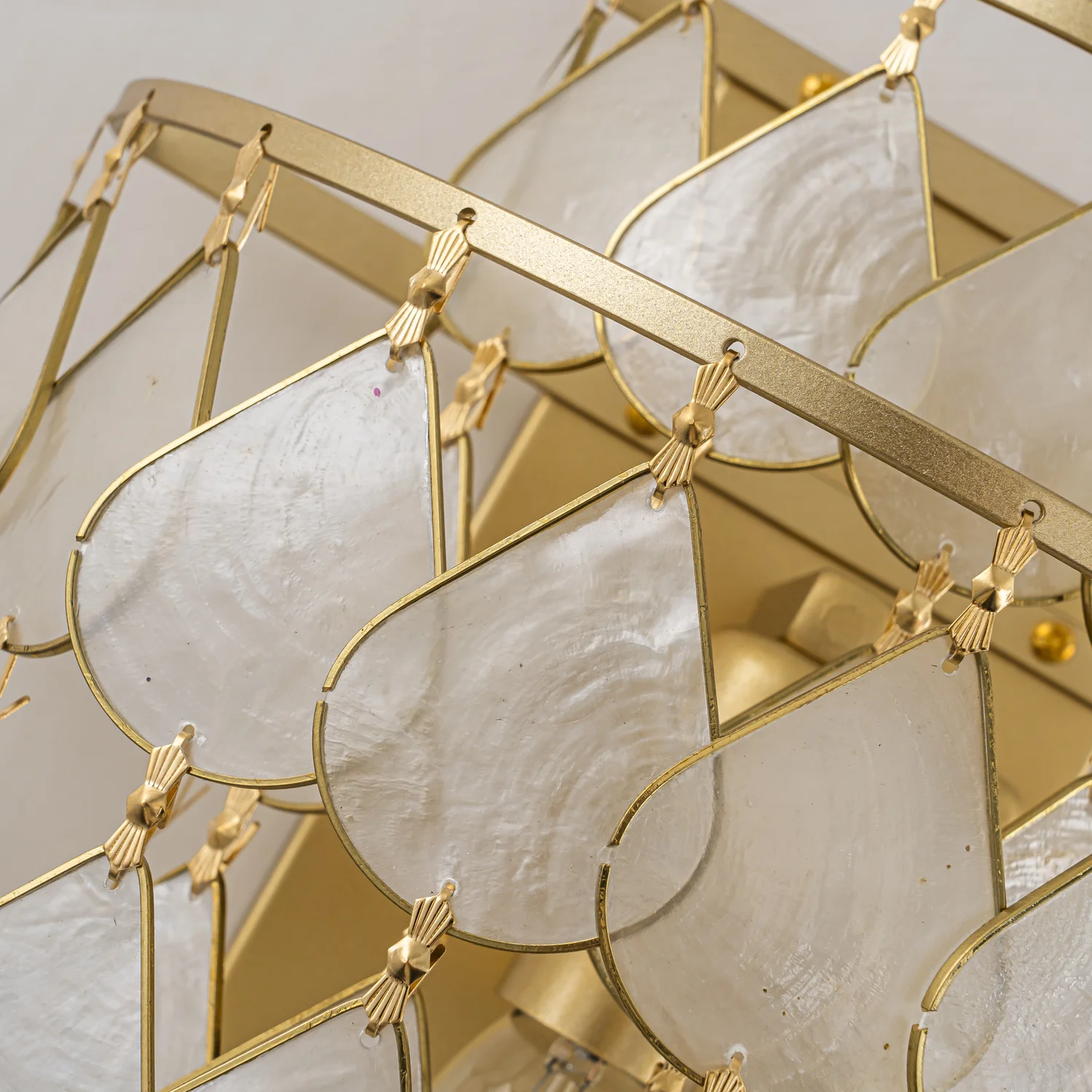 Бра Favourite 4763-1W Mollitia